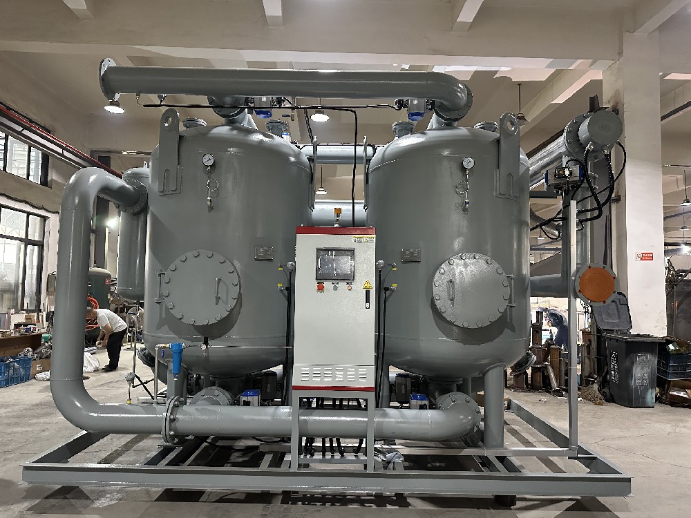 150立方零气耗压缩热干燥机